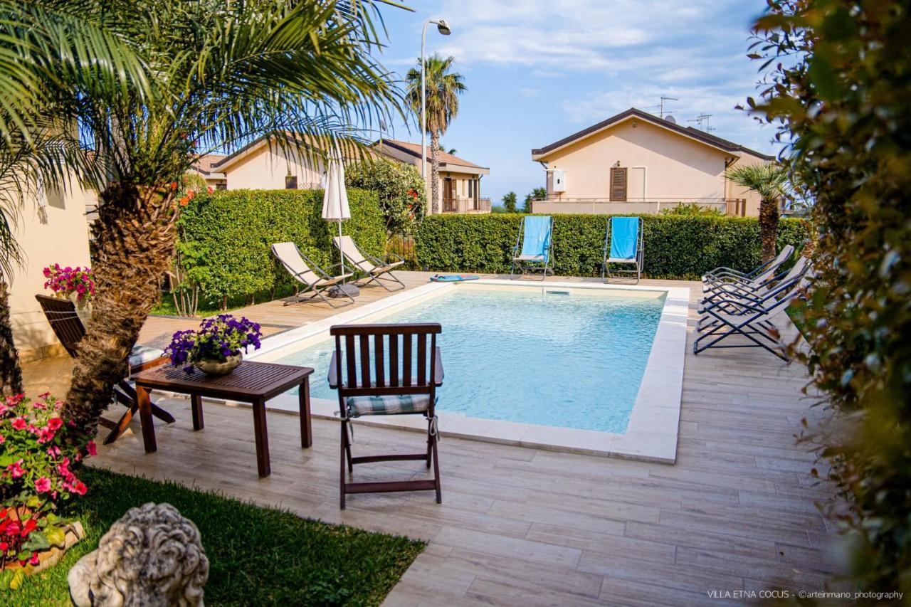 Casa Vacanze Etna Cocus Santa Venerina Eksteriør billede