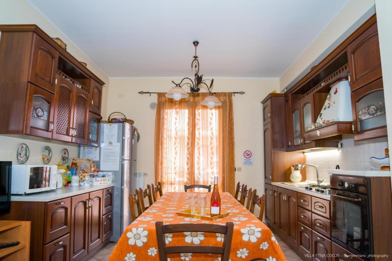 Casa Vacanze Etna Cocus Santa Venerina Eksteriør billede