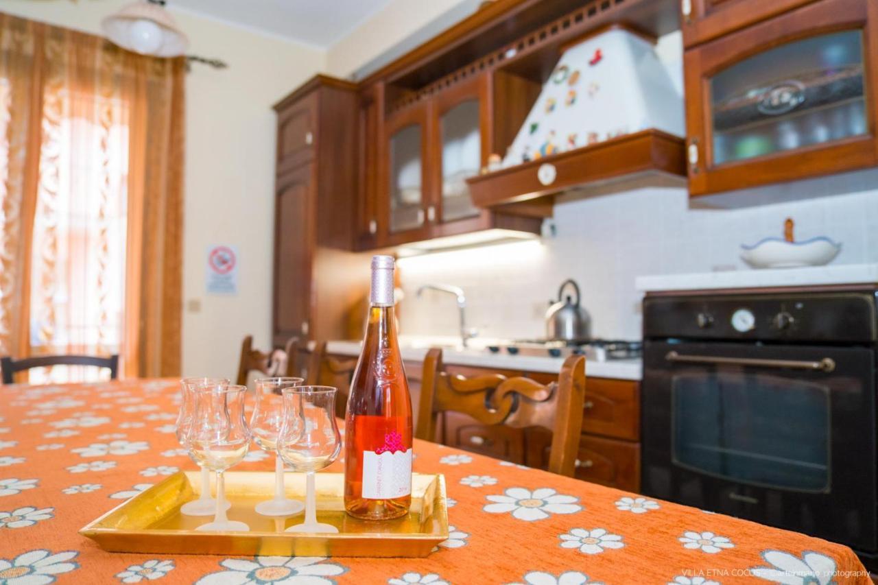 Casa Vacanze Etna Cocus Santa Venerina Eksteriør billede
