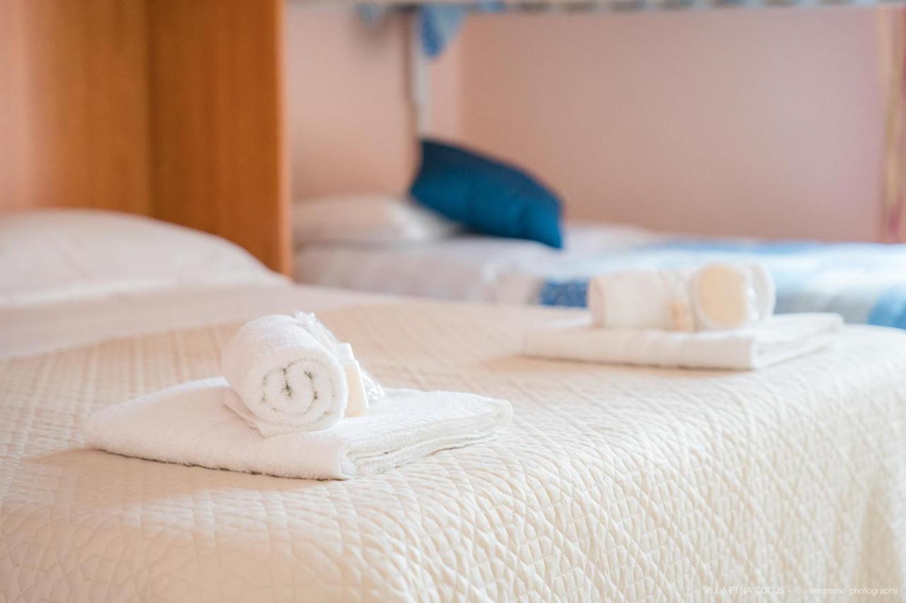 Casa Vacanze Etna Cocus Santa Venerina Eksteriør billede