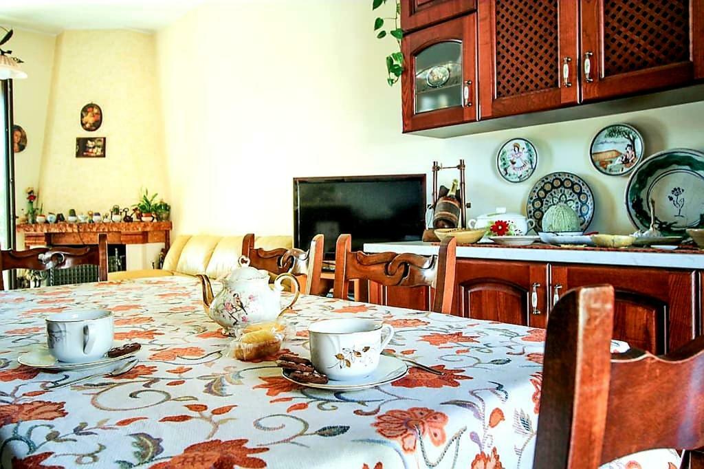 Casa Vacanze Etna Cocus Santa Venerina Eksteriør billede
