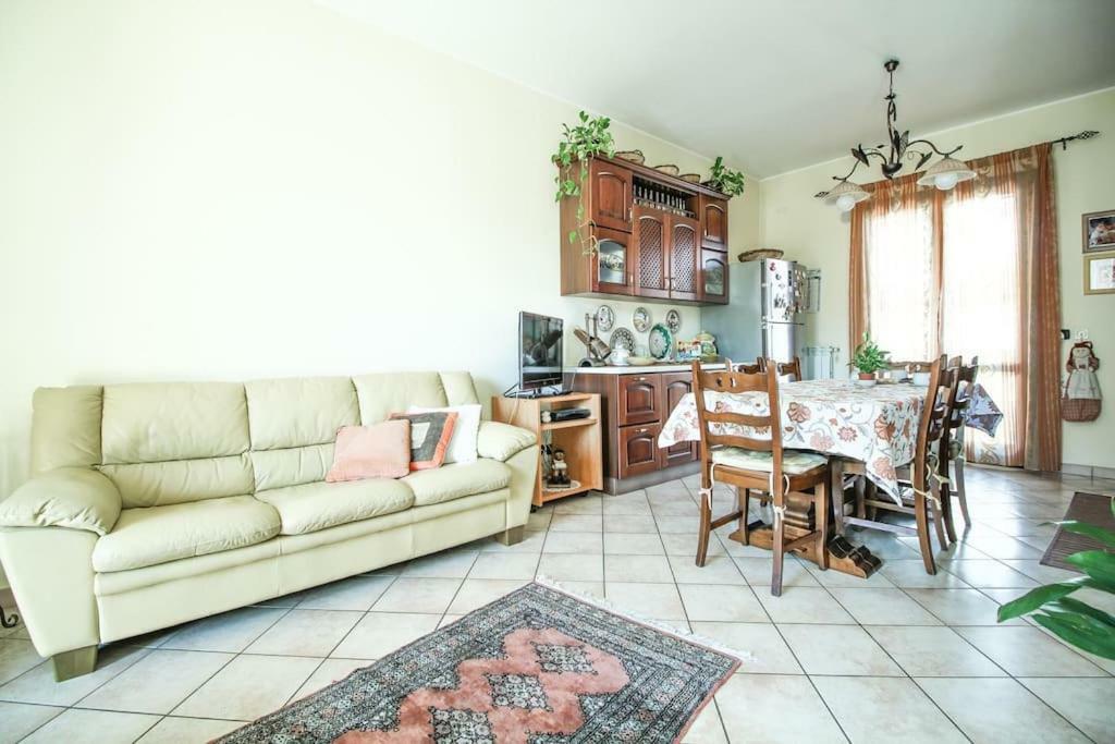Casa Vacanze Etna Cocus Santa Venerina Eksteriør billede
