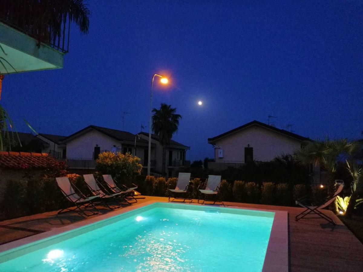 Casa Vacanze Etna Cocus Santa Venerina Eksteriør billede