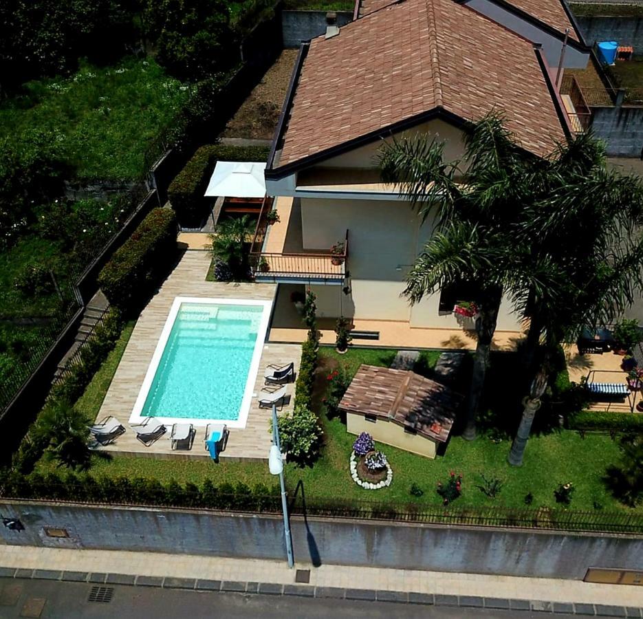 Casa Vacanze Etna Cocus Santa Venerina Eksteriør billede